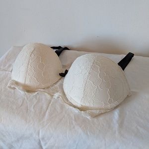 Marilyn Monroe Convertible Push Up White Bra - 34C